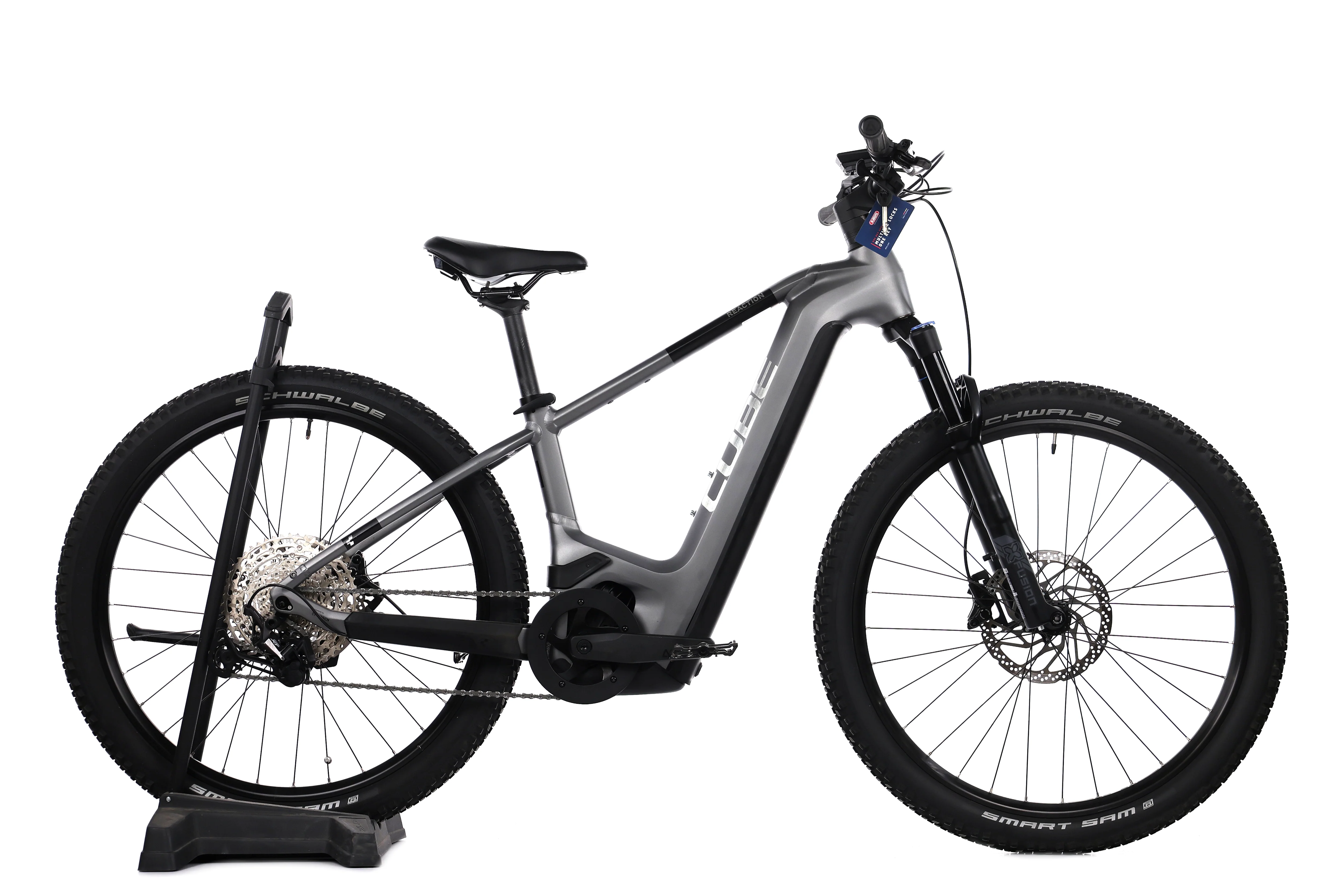 Cube Reaction Hybrid Race 750